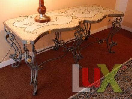 Console wrought iron and bronze embossed and engra.. | IVORY