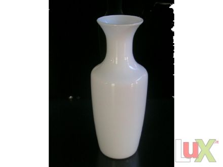 VENINI | Vase Model 706.13 blown glass and handma.. | White